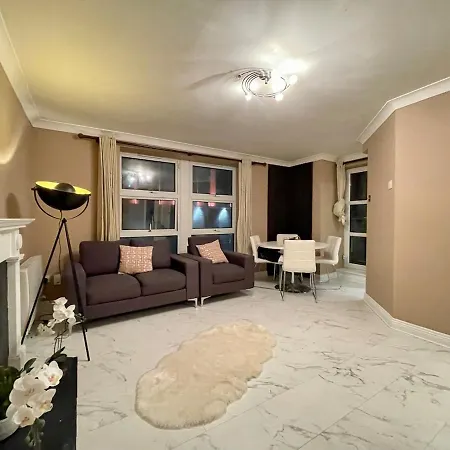Apartment Modern Stylish With Free Parking *