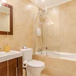 Modern Stylish With Free Parking Dublin